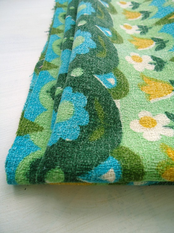 modflowers: vintage barkcloth fabric